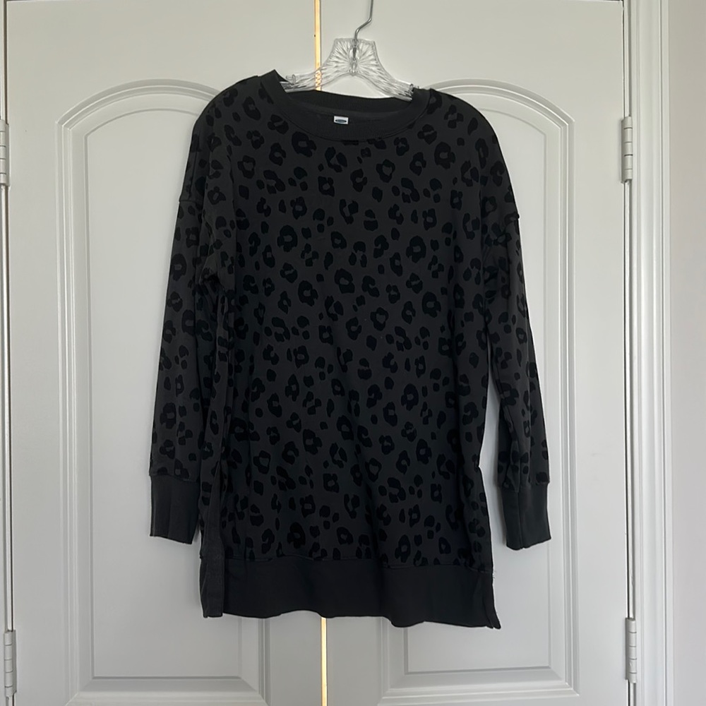 Long sleeve sweatshirt